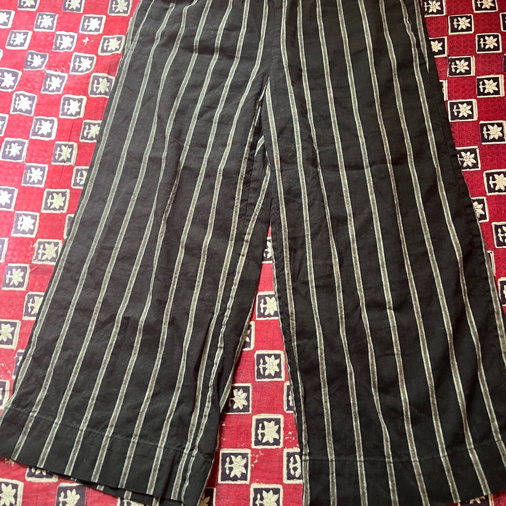J. Jill Black and Cream Capris with Classic Pinstripe